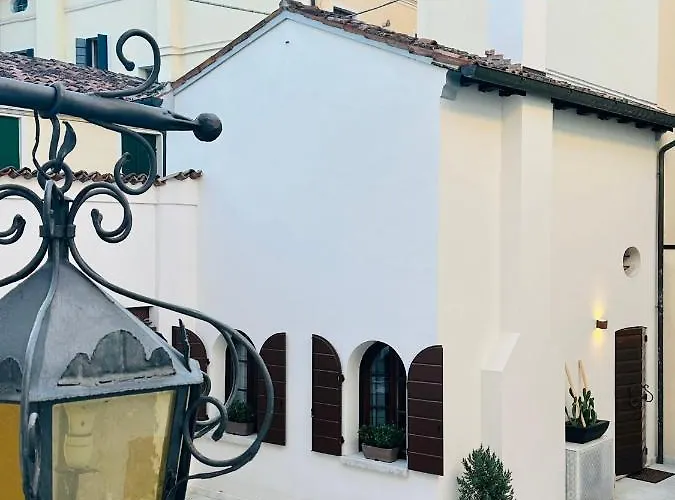 Ca' Degli Uberti Dimora Storica דירה